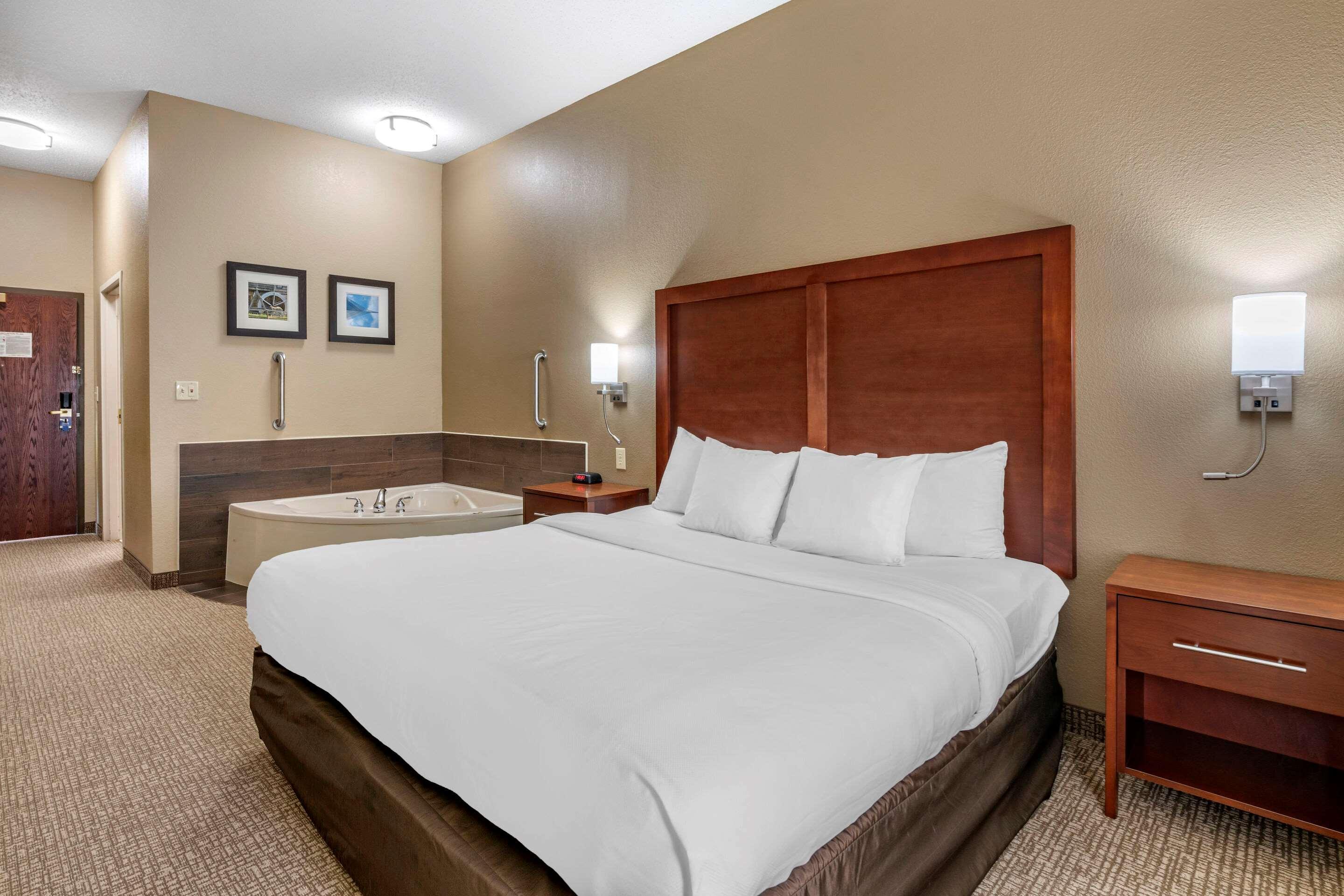 Comfort Inn & Suites St Louis-O'Fallon Buitenkant foto