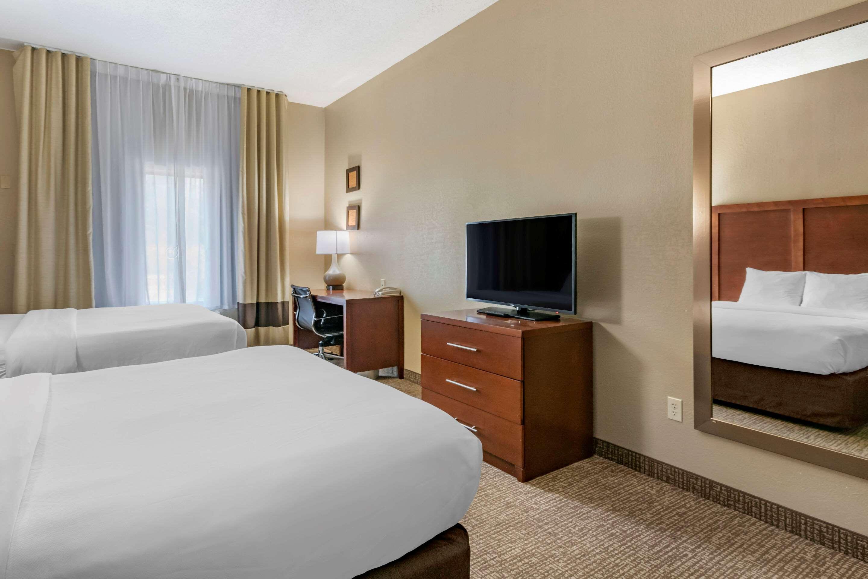 Comfort Inn & Suites St Louis-O'Fallon Buitenkant foto