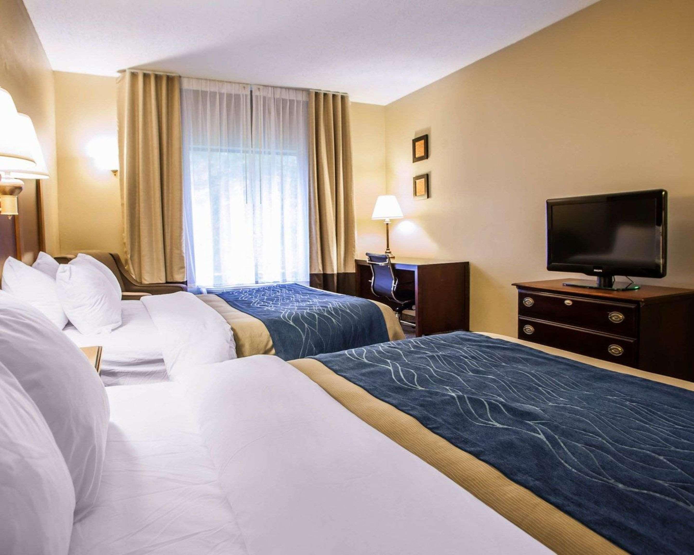 Comfort Inn & Suites St Louis-O'Fallon Buitenkant foto