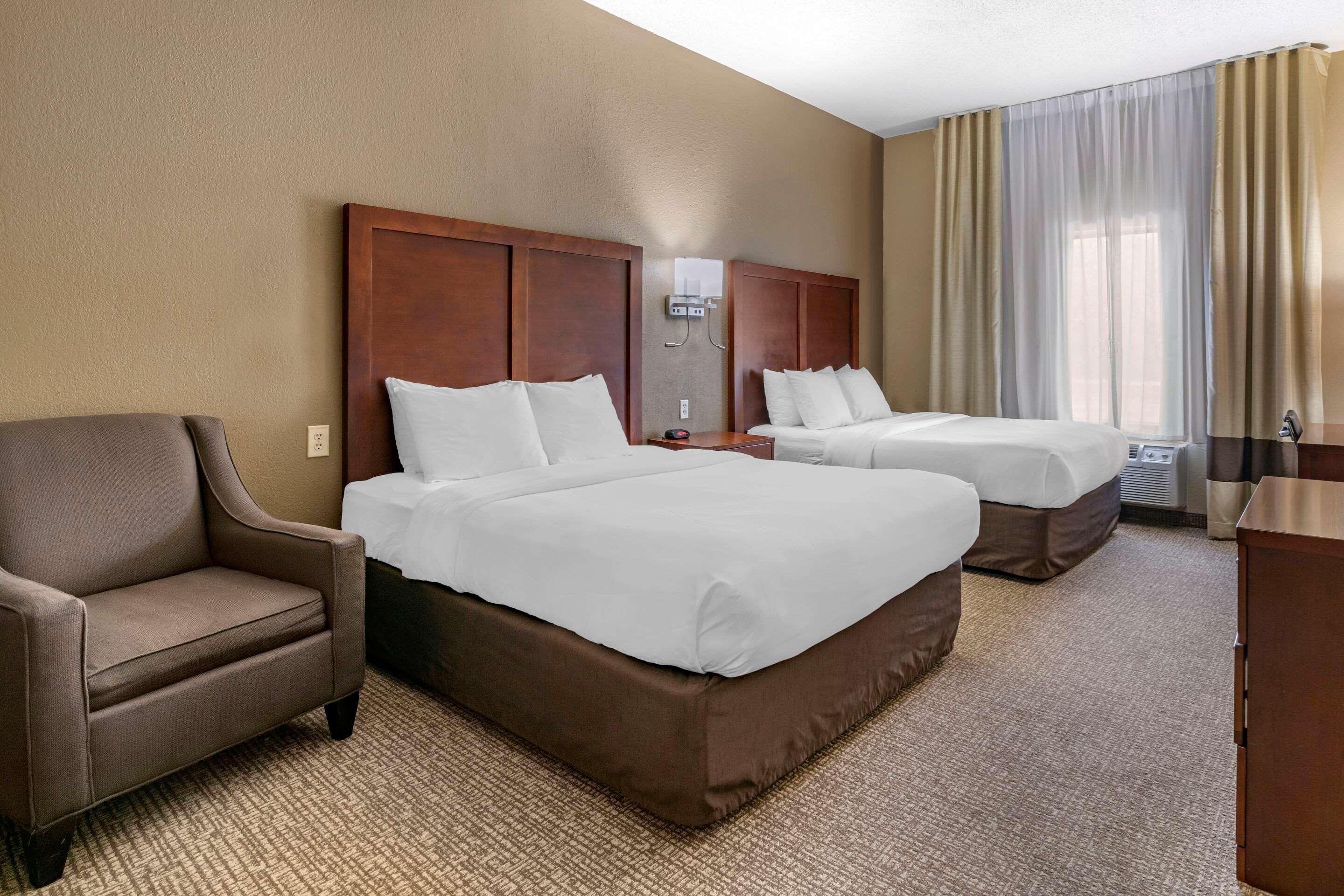 Comfort Inn & Suites St Louis-O'Fallon Buitenkant foto