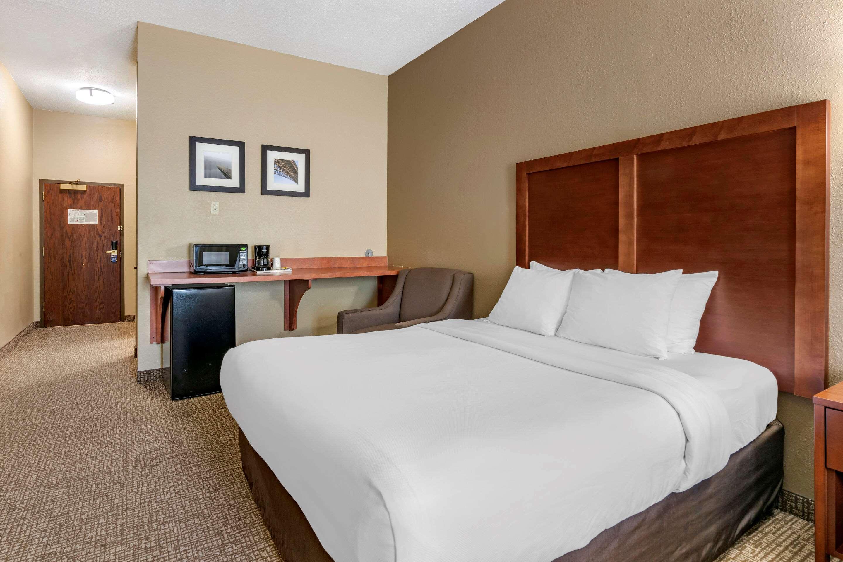 Comfort Inn & Suites St Louis-O'Fallon Buitenkant foto
