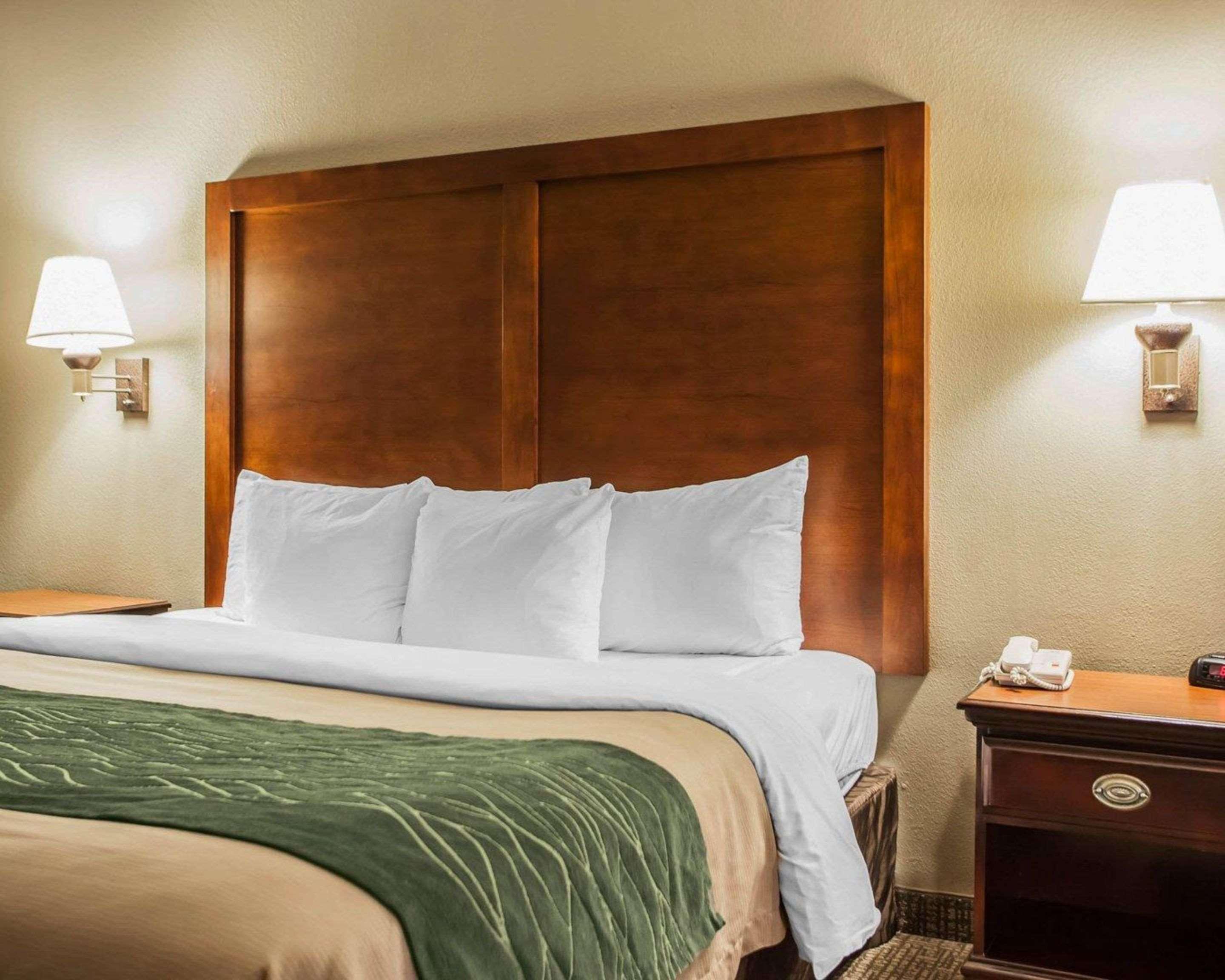 Comfort Inn & Suites St Louis-O'Fallon Buitenkant foto