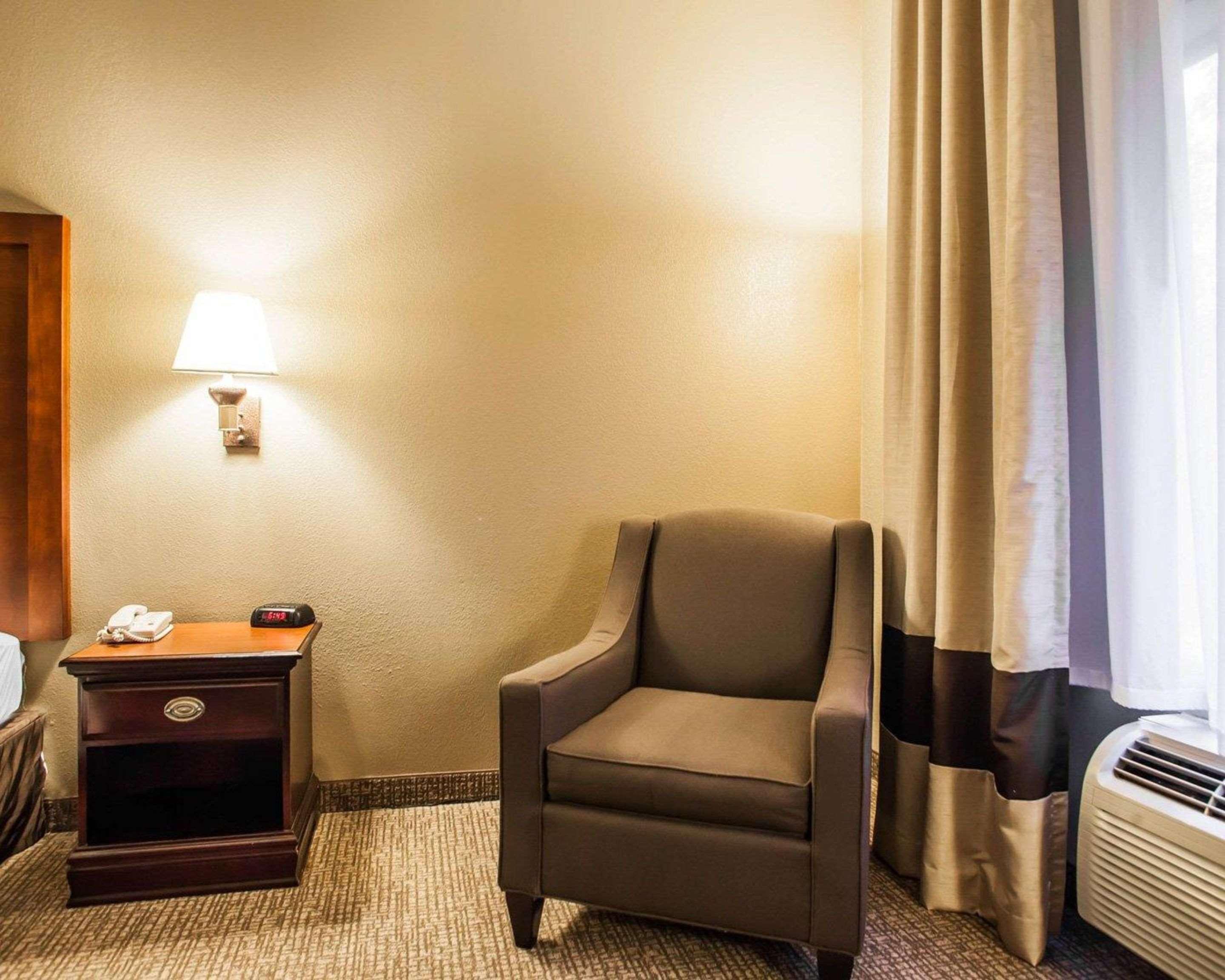 Comfort Inn & Suites St Louis-O'Fallon Buitenkant foto