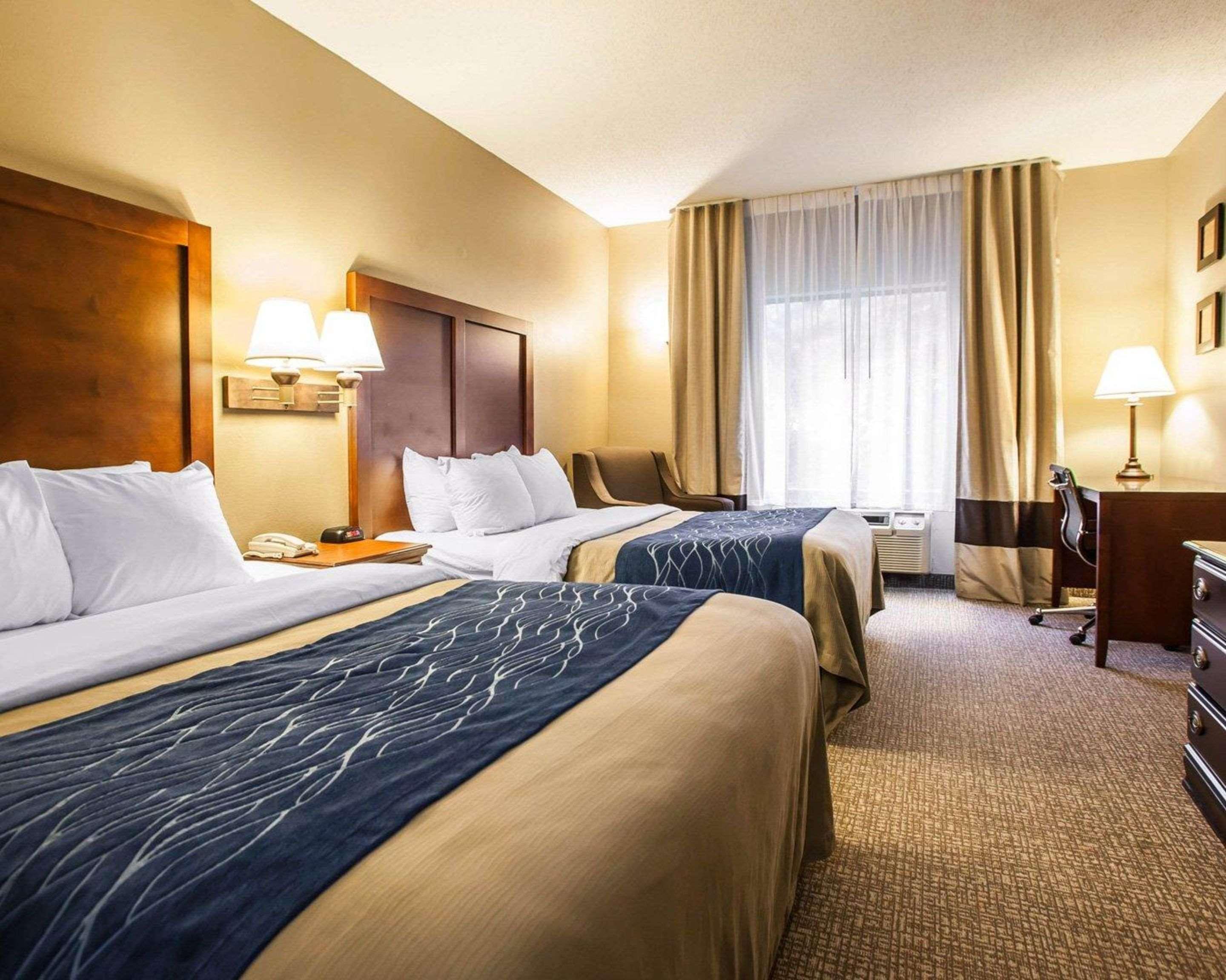 Comfort Inn & Suites St Louis-O'Fallon Buitenkant foto