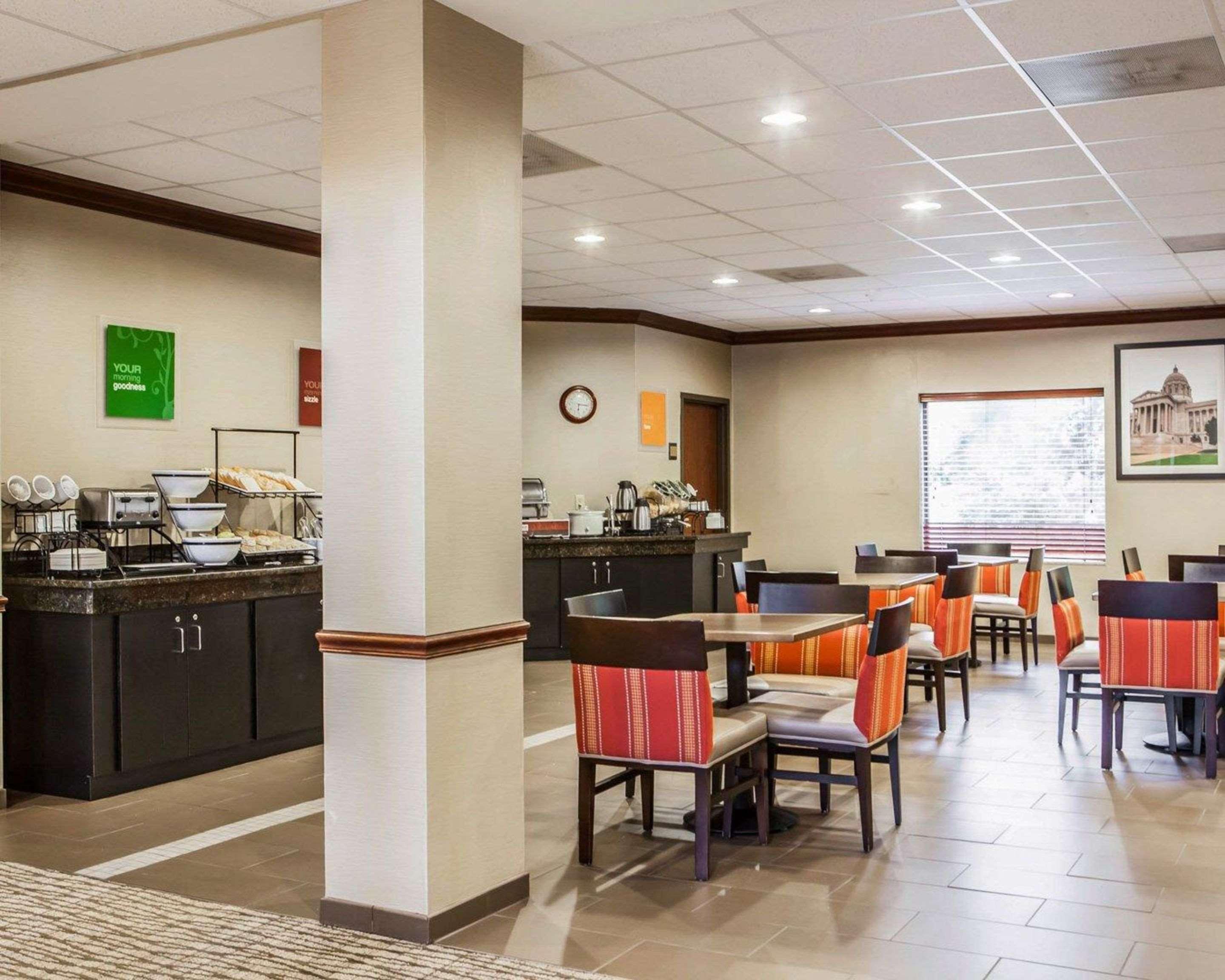 Comfort Inn & Suites St Louis-O'Fallon Buitenkant foto