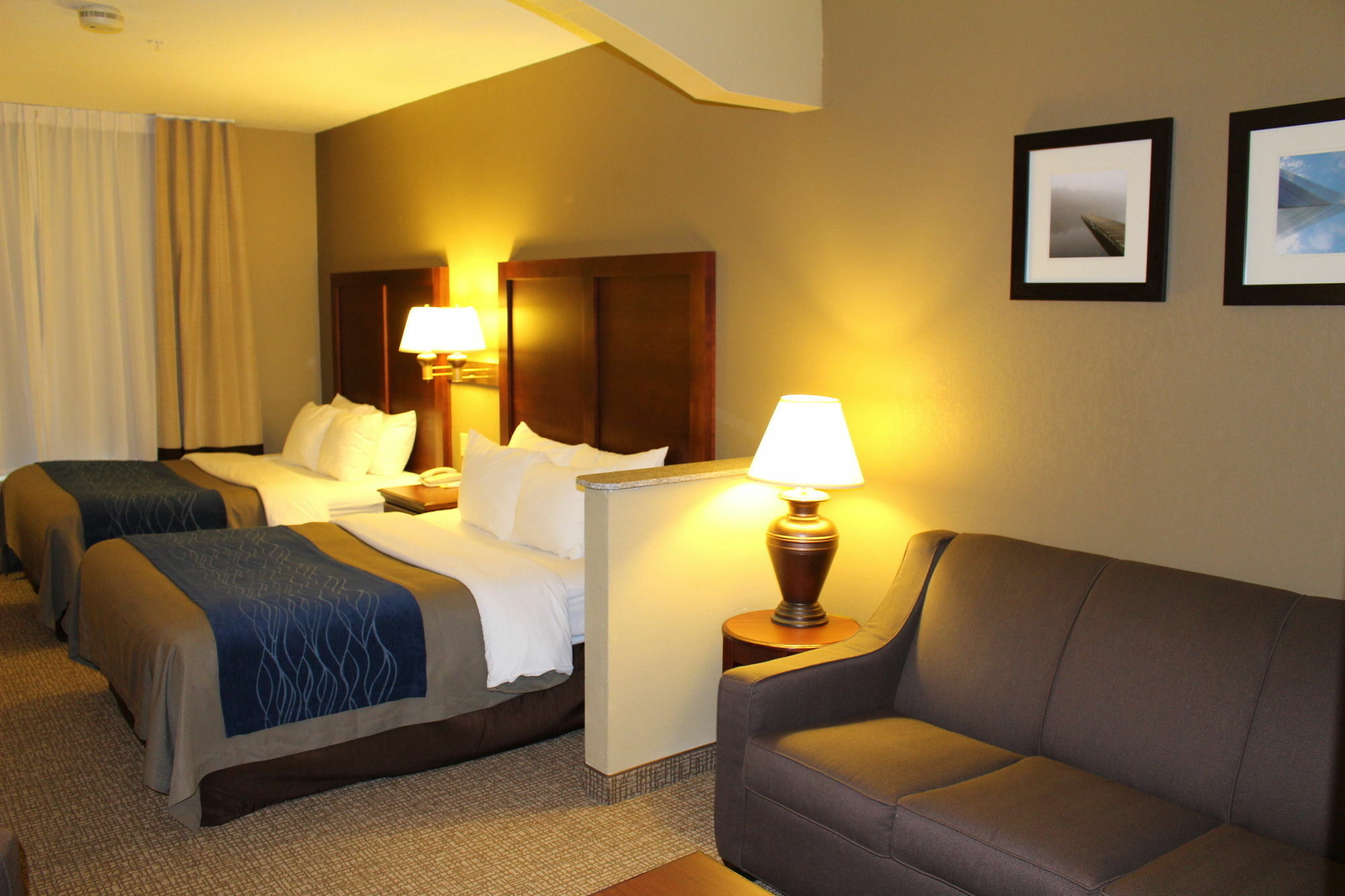 Comfort Inn & Suites St Louis-O'Fallon Buitenkant foto