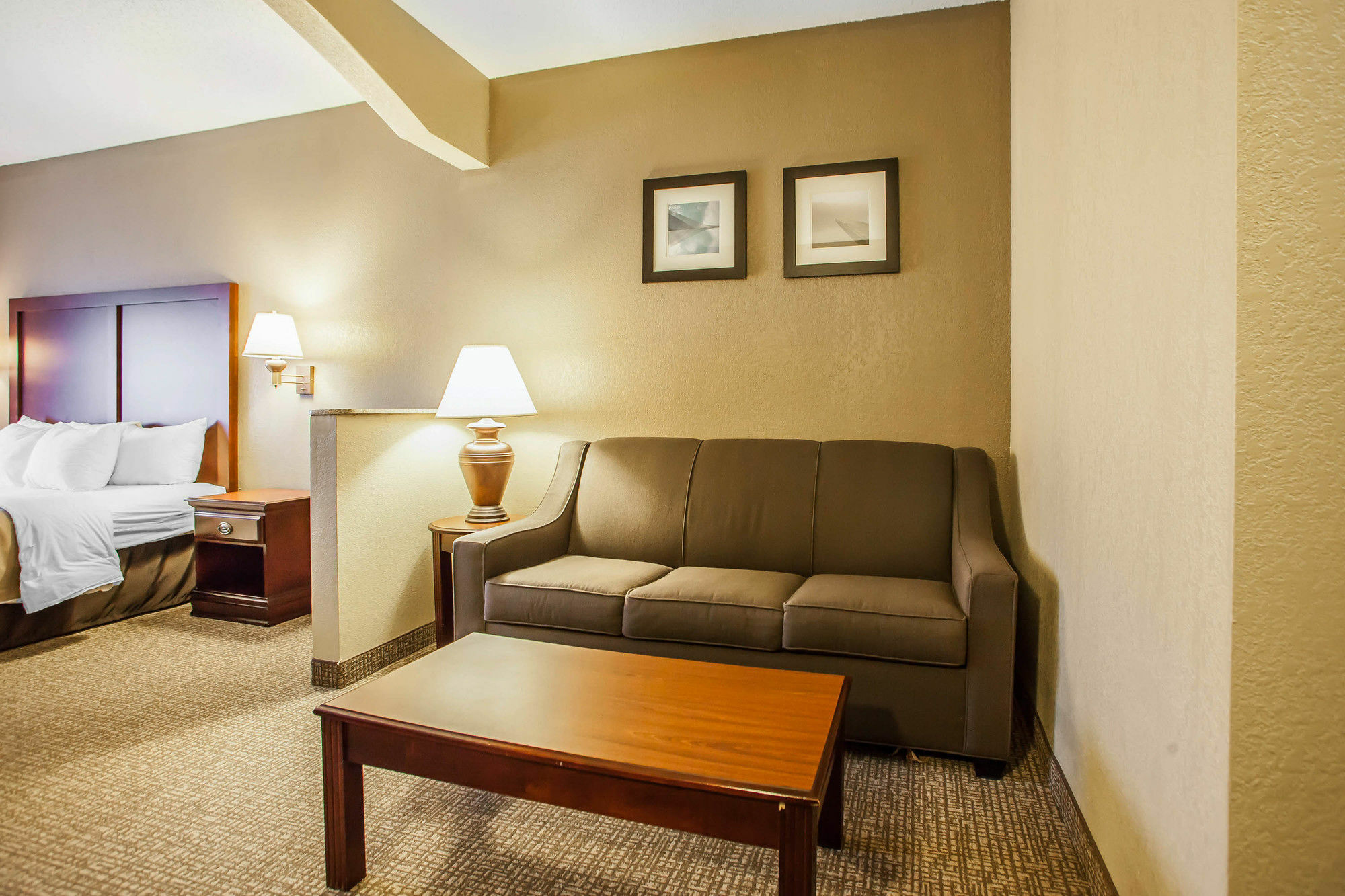 Comfort Inn & Suites St Louis-O'Fallon Buitenkant foto