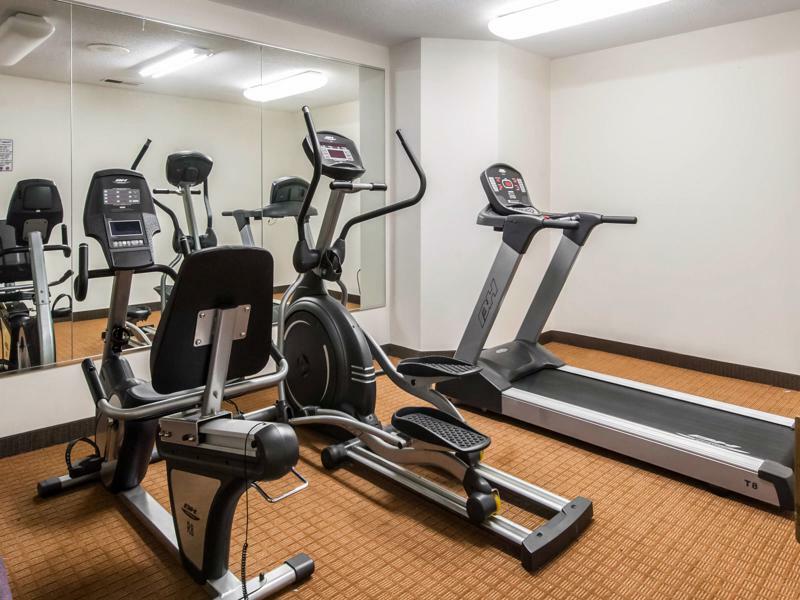 Comfort Inn & Suites St Louis-O'Fallon Buitenkant foto